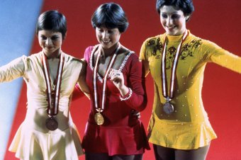 Dorothy Hamill (center) wins the gold medal at the 1976 Olympics. Photo: Tony Duffy/Getty Images