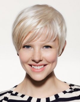 Light Blonde Pixie Haircut: Short Fall Hairstyles