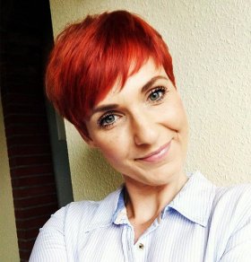 red layered pixie