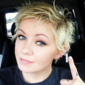 short edgy hairstyle for fine hair