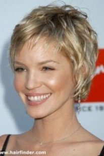 Short layered bob hairstyles for older women